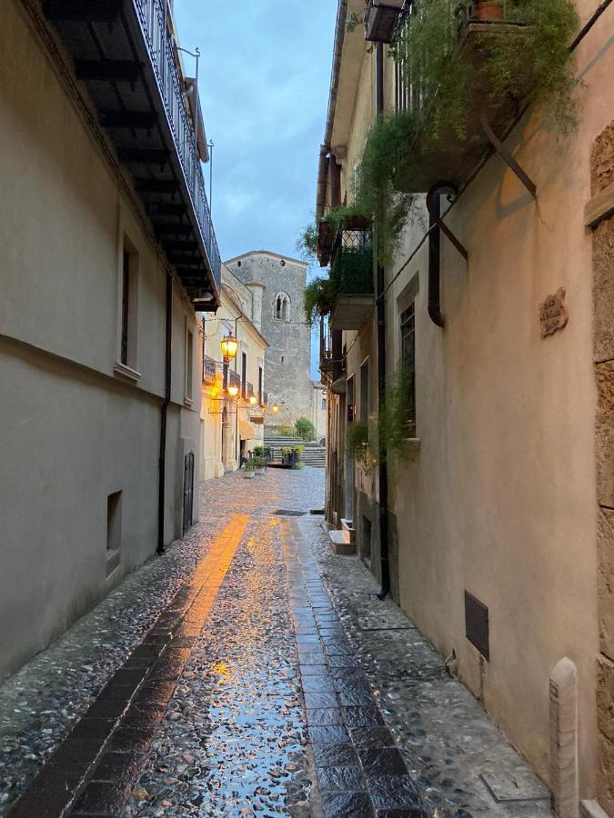 B&B L'Antica Balbia Altomonte Εξωτερικό φωτογραφία